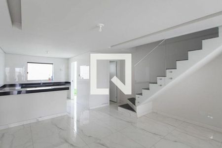 Casa à venda com 3 quartos, 162m² em Floramar, Belo Horizonte