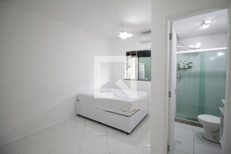 Suíte 2 de casa para alugar com 2 quartos, 65m² em Tanque, Rio de Janeiro
