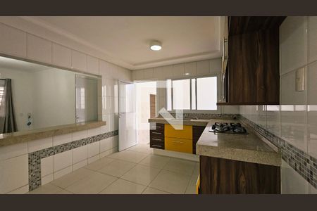Casa à venda com 3 quartos, 169m² em Cidade Luíza, Jundiaí