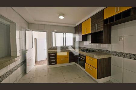 Casa à venda com 3 quartos, 169m² em Cidade Luíza, Jundiaí