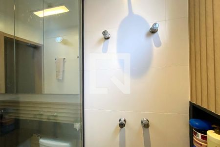 Banheiro da Suíte de apartamento à venda com 2 quartos, 57m² em Santo Antônio, Belo Horizonte