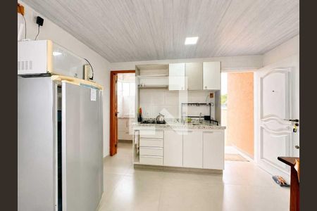 Cozinha de apartamento para alugar com 1 quarto, 30m² em Cachoeira do Bom Jesus Leste, Florianópolis