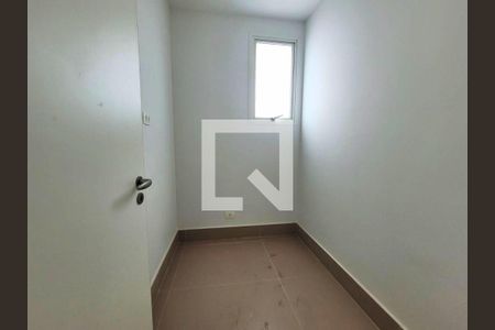 Apartamento à venda com 4 quartos, 270m² em Santa Cecilia, São Paulo