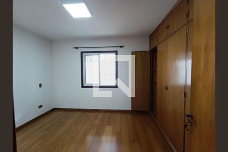 Casa à venda com 2 quartos, 106m² em Vila Polopoli, São Paulo