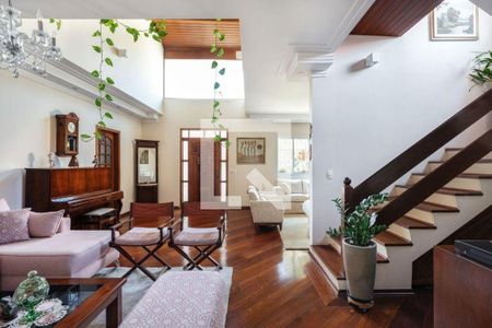 Casa à venda com 6 quartos, 500m² em Cidade São Francisco, São Paulo
