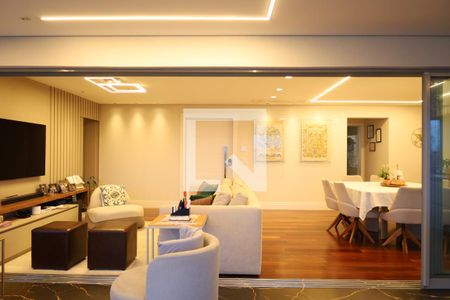 Apartamento à venda com 3 quartos, 155m² em Vila Sofia, São Paulo