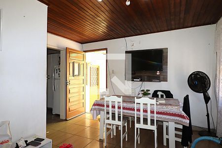 Sala de casa à venda com 2 quartos, 80m² em Jardim Carvalho, Porto Alegre