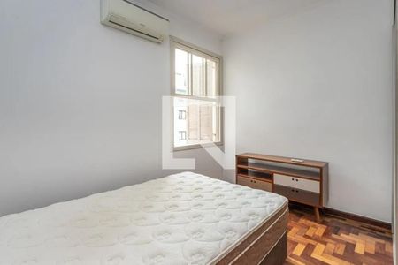 Quarto 1 de apartamento para alugar com 3 quartos, 80m² em Petrópolis, Porto Alegre