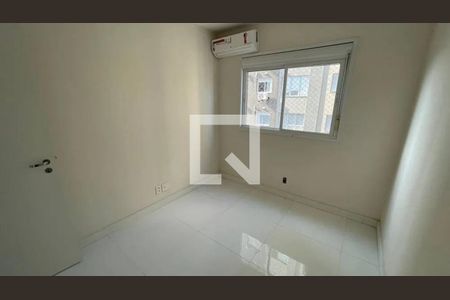 Quarto 1 de apartamento para alugar com 3 quartos, 68m² em Jardim Carvalho, Porto Alegre
