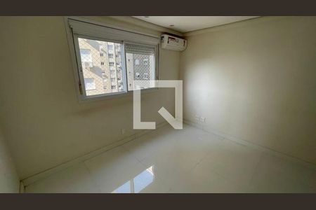 Quarto 3 de apartamento para alugar com 3 quartos, 68m² em Jardim Carvalho, Porto Alegre