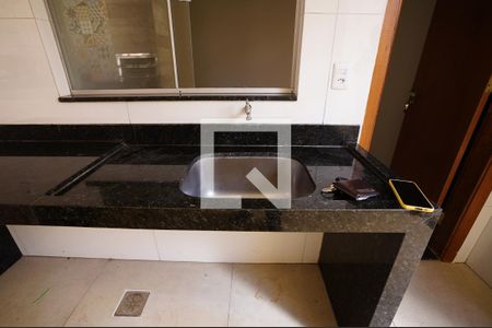 Casa à venda com 5 quartos, 250m² em Jardim América, Goiânia