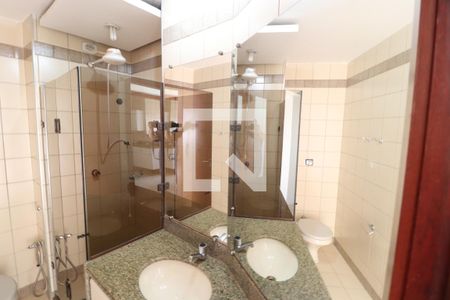 Banheiro Social 1 de apartamento para alugar com 3 quartos, 131m² em Martins, Uberlândia