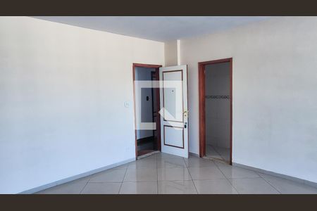 Sala de apartamento para alugar com 4 quartos, 160m² em Penha, Rio de Janeiro