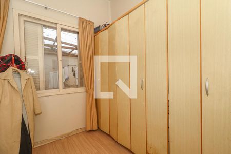 Quarto 2 de apartamento para alugar com 2 quartos, 50m² em Auxiliadora, Porto Alegre
