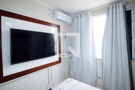 Suíte de apartamento para alugar com 2 quartos, 49m² em Parada de Lucas, Rio de Janeiro