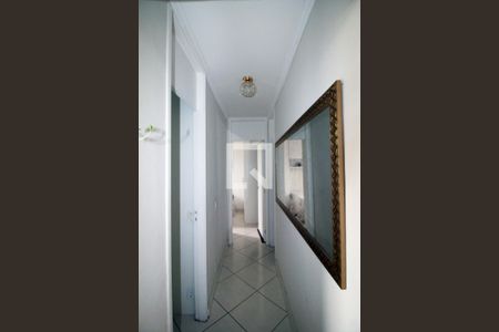 Corredor de apartamento para alugar com 2 quartos, 49m² em Parada de Lucas, Rio de Janeiro