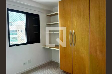 Apartamento à venda com 3 quartos, 72m² em Vila Ipojuca, São Paulo