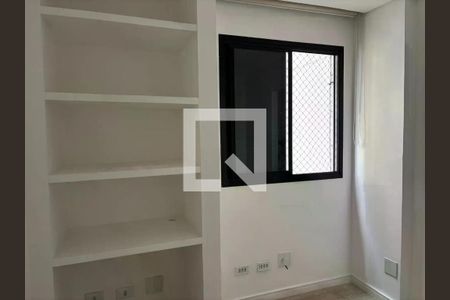 Apartamento à venda com 3 quartos, 72m² em Vila Ipojuca, São Paulo