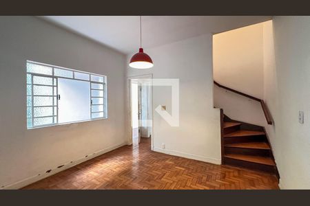 Casa à venda com 3 quartos, 350m² em Lapa, São Paulo
