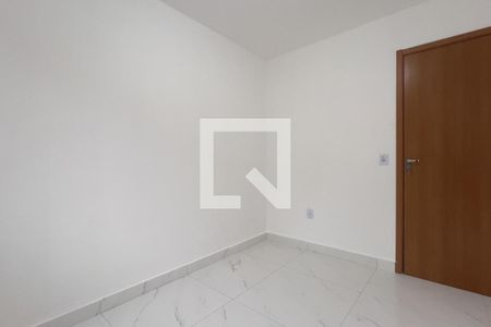 Quarto 1 de apartamento para alugar com 2 quartos, 42m² em Vila Alzira, Guarulhos