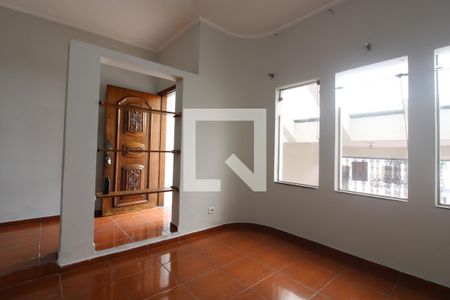 Sala de estar de casa para alugar com 3 quartos, 140m² em Vila Feliz, São Paulo