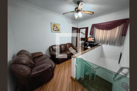 Casa à venda com 3 quartos, 238m² em Vila Cecilia Maria, Santo André