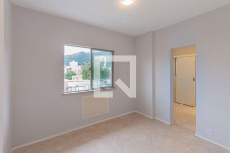Apartamento à venda com 2 quartos, 70m² em Grajaú, Rio de Janeiro