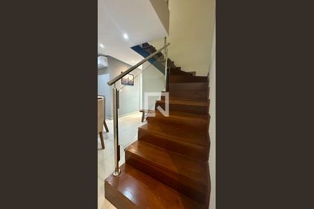 Escadas de apartamento à venda com 3 quartos, 160m² em Paquetá, Belo Horizonte