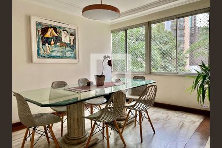 Apartamento à venda com 3 quartos, 210m² em Santa Cecilia, São Paulo