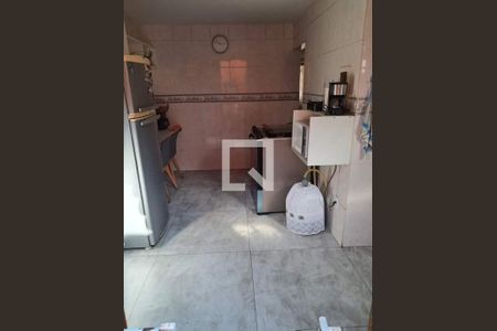 Casa à venda com 3 quartos, 160m² em Tanque, Rio de Janeiro