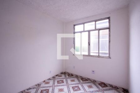 Quarto 2 de apartamento para alugar com 2 quartos, 56m² em Colubandê, São Gonçalo