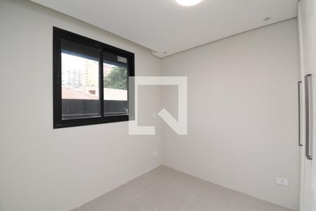 Quarto de kitnet/studio para alugar com 1 quarto, 28m² em Centro, Curitiba