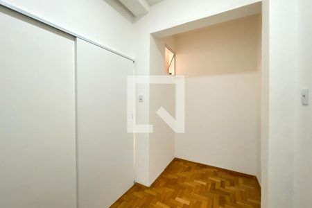 Quarto 2 de apartamento para alugar com 2 quartos, 72m² em Centro, Belo Horizonte
