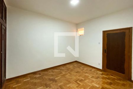Quarto 1 de apartamento para alugar com 2 quartos, 72m² em Centro, Belo Horizonte