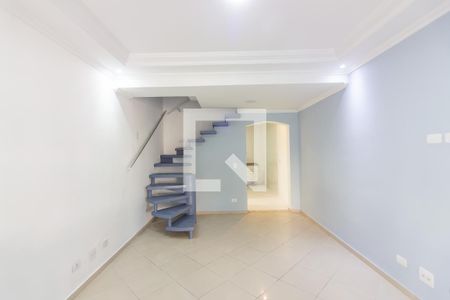 Sala  de casa de condomínio à venda com 3 quartos, 99m² em Conceicao, Osasco