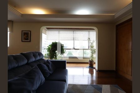 Sala de casa de condomínio à venda com 4 quartos, 156m² em Jardim Londrina, São Paulo