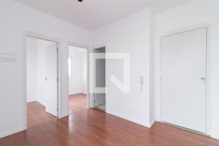 Sala/Cozinha de apartamento para alugar com 2 quartos, 40m² em Jardim Danfer, São Paulo