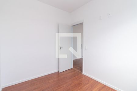 Quarto 1 de apartamento para alugar com 2 quartos, 40m² em Jardim Danfer, São Paulo