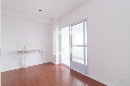 Sala/Cozinha de apartamento para alugar com 2 quartos, 40m² em Jardim Danfer, São Paulo