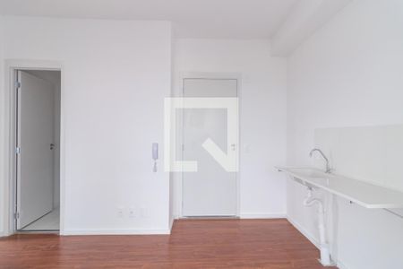 Sala/Cozinha de apartamento para alugar com 2 quartos, 40m² em Jardim Danfer, São Paulo