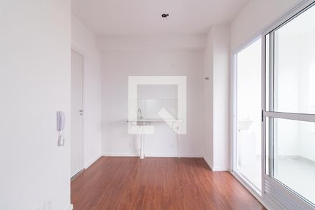 Sala/Cozinha de apartamento para alugar com 2 quartos, 40m² em Jardim Danfer, São Paulo