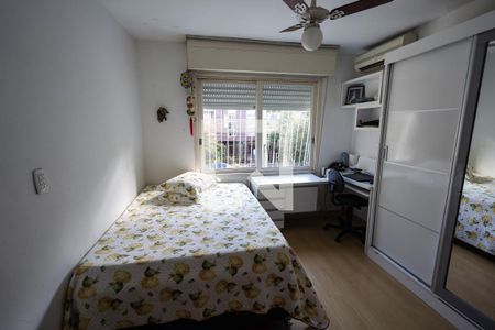Quarto 1 de casa à venda com 3 quartos, 495m² em Santa Cecília, Porto Alegre