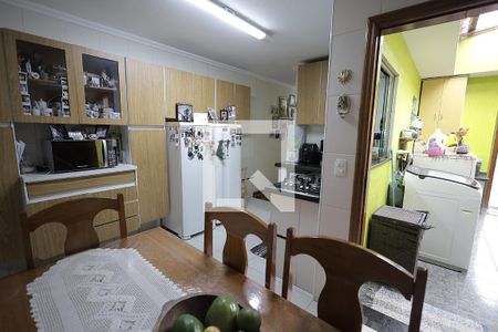 Cozinha de casa à venda com 2 quartos, 150m² em Jardim Santo Alberto, Santo André