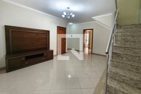 Sala de TV de casa para alugar com 3 quartos, 248m² em Parque Jambeiro, Campinas