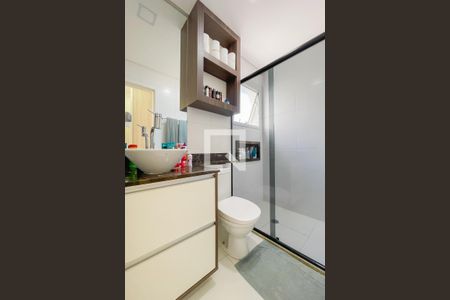 Banheiro da Suíte de apartamento à venda com 3 quartos, 83m² em Industrial Autonomistas, Osasco