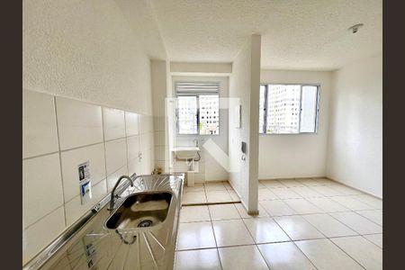 Cozinha e Área de Serviço de apartamento para alugar com 2 quartos, 55m² em Mantiqueira, Belo Horizonte