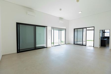 Sala  de casa de condomínio para alugar com 3 quartos, 261m² em Parque Imperador, Campinas