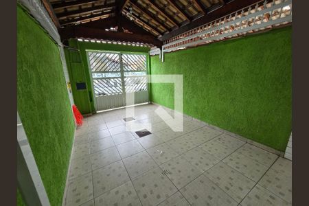 Garagem de casa para alugar com 2 quartos, 150m² em Vila Caiçara, Praia Grande