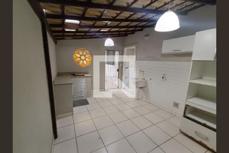 Casa para alugar com 3 quartos, 169m² em Extensão Serramar, Rio das Ostras