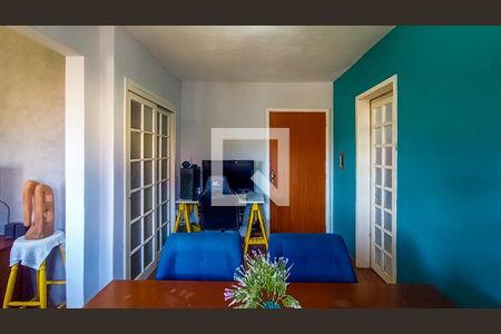Apartamento à venda com 3 quartos, 60m² em Vila Nova, Porto Alegre